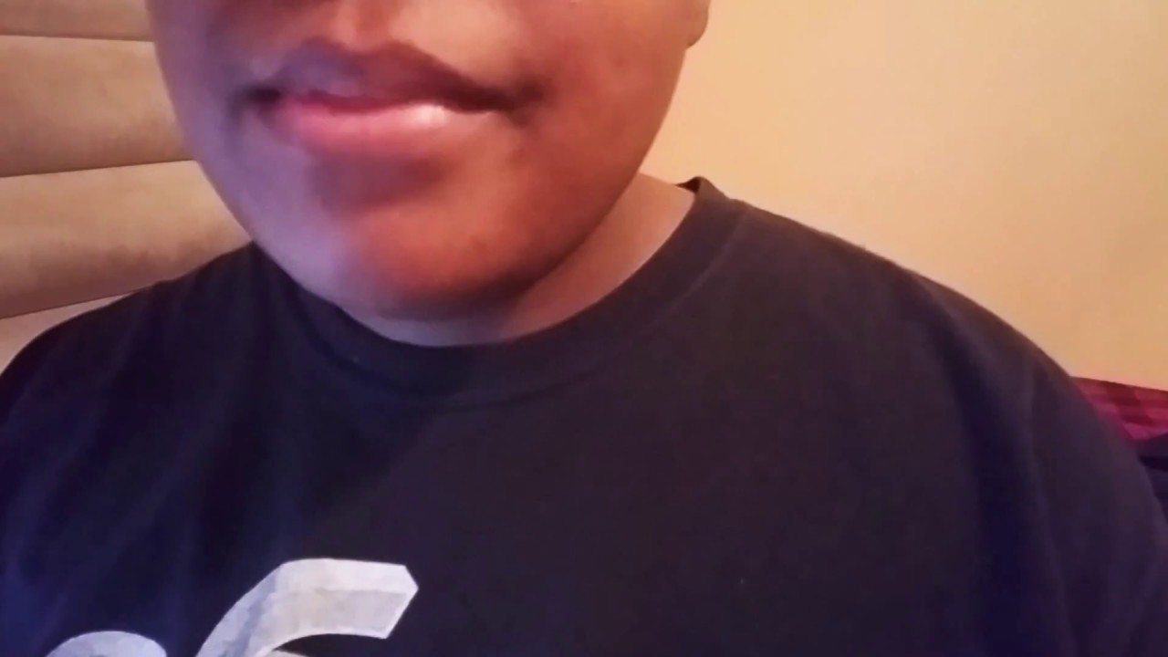 ASMR | Ear to ear gum chewing