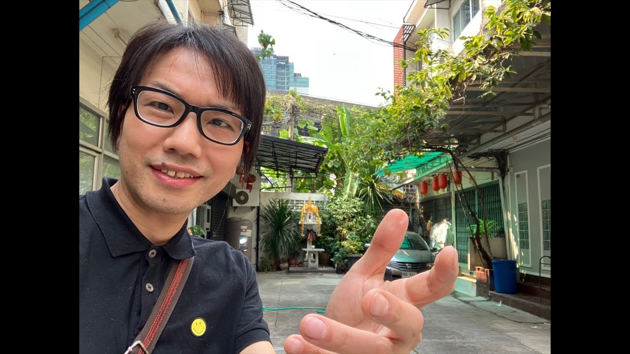 JAPAN EXPO THAILAND 初日会場へ　BEYOOOOONDS 稲場愛香 佐々木莉佳子 ハロプロ