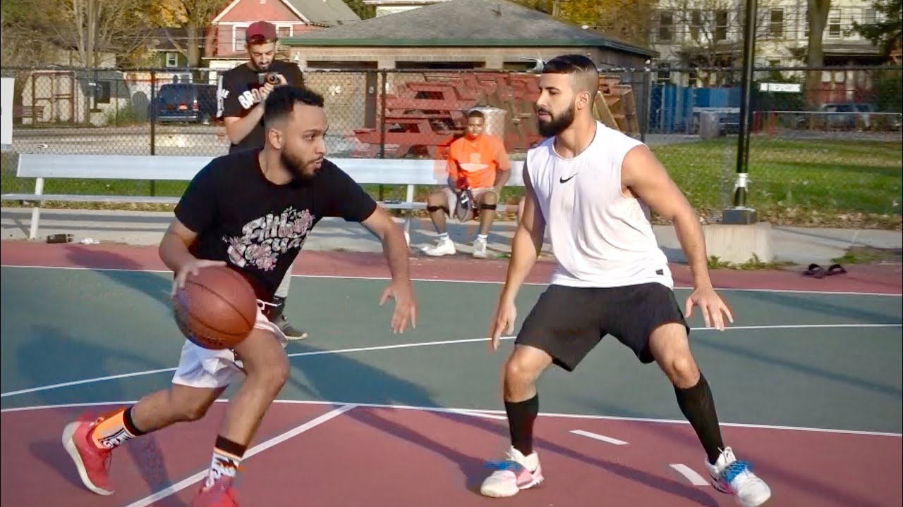 INTENSE 1v1 Basketball Game!! ADAM SALEH vs. MO NAKEEB!!