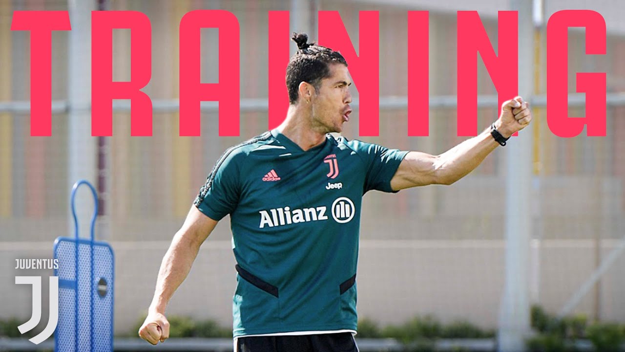 Juventus Training Ends With the Ultimate Slam Dunk 🏀⚽️#MONDAYMOTIVATION