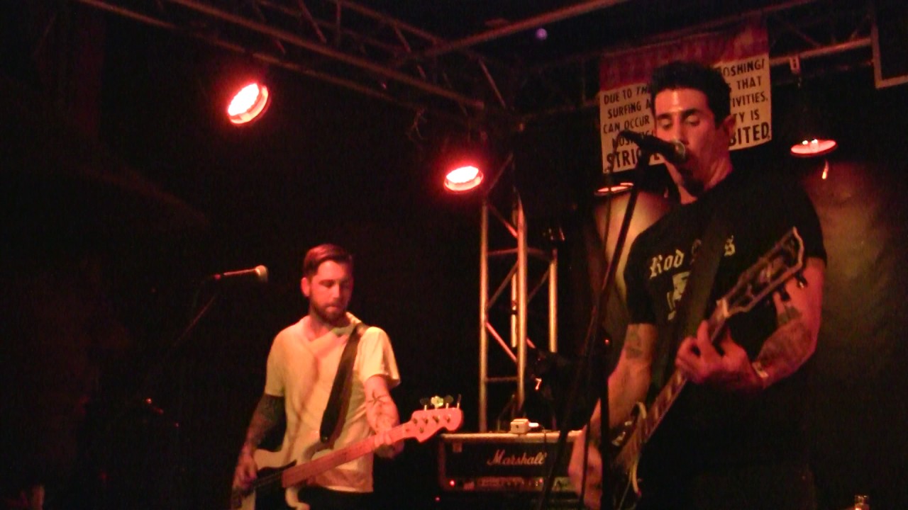 Death On Wednesday 5th Feb Slide Bar Fullerton part 2 00119
