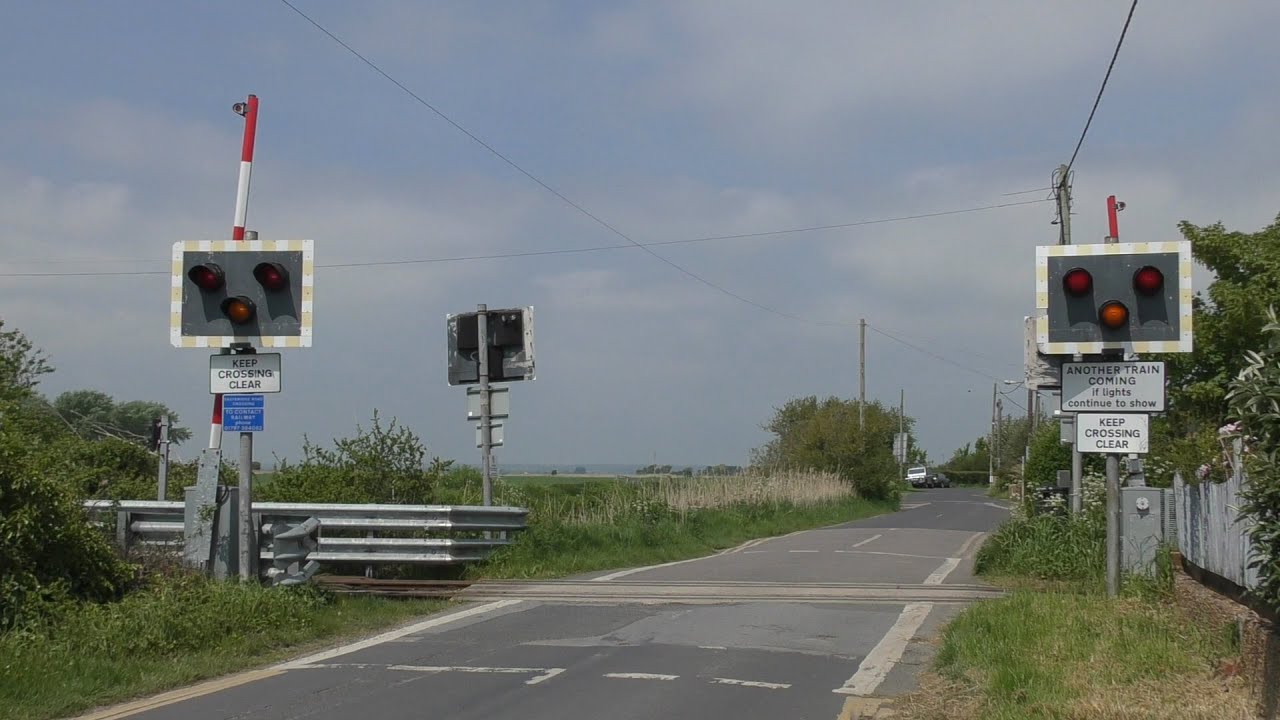 Dymchurch Eastbridge Road Level Crossing, Kent 14/05/23