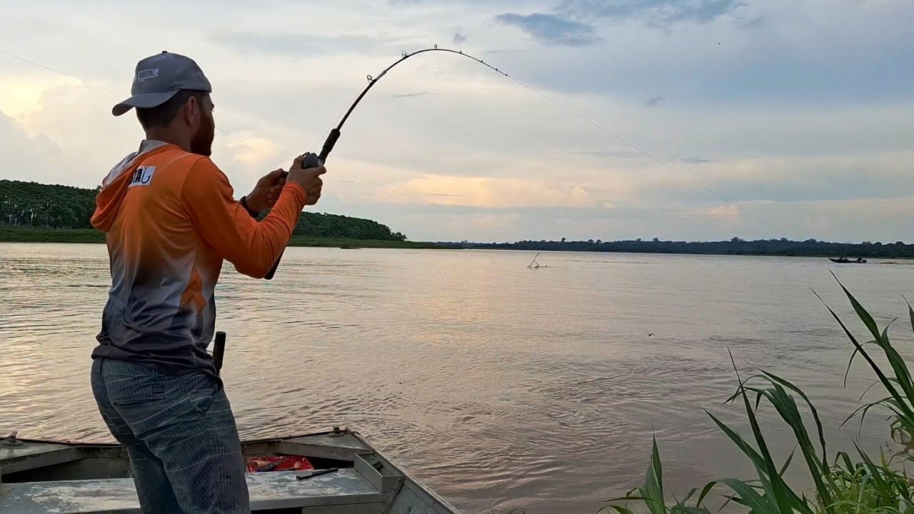 PESCARIA NO RIO MADEIRA NA REGIÃO DA AMAZÔNIA , ESSE É O RIO DOS MONSTRO./TEMPORADA 2025 COMEÇOU.