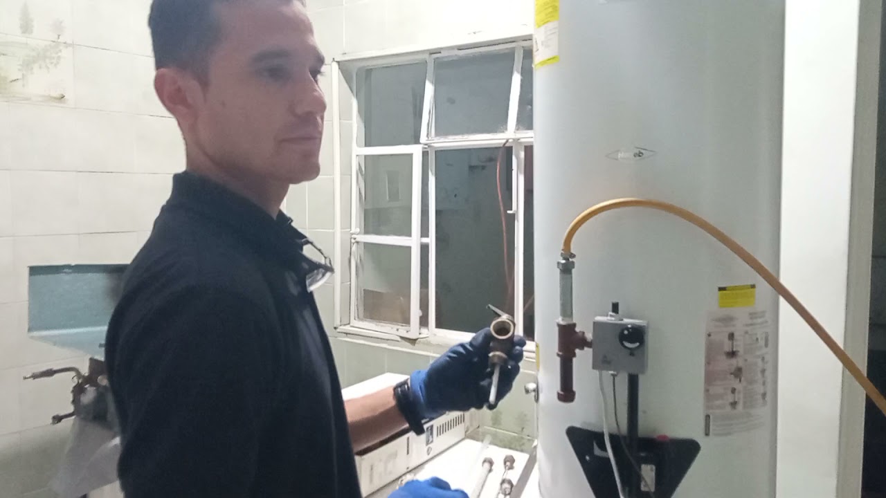 calentador acumulador haceb ,partes importantes y su funcionamiento