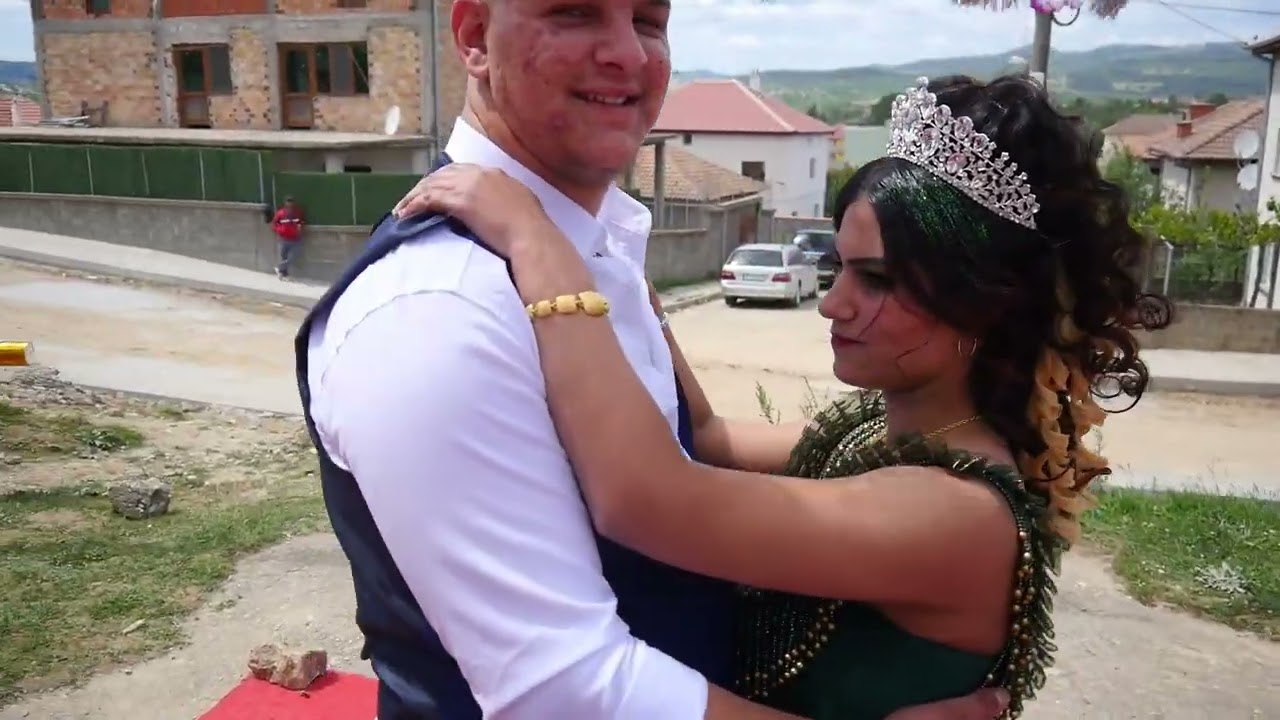 YUKSEL VE MUMUNE DUGUN TORENI