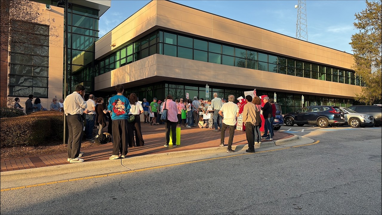 Cary residents, activists to question mayor about reported ICE office expansion