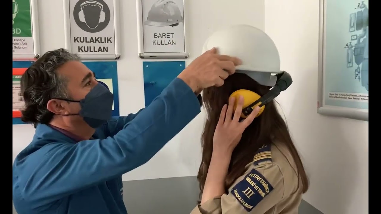 Denizciliğe Giden Yol Hangi Liseden Geçer
