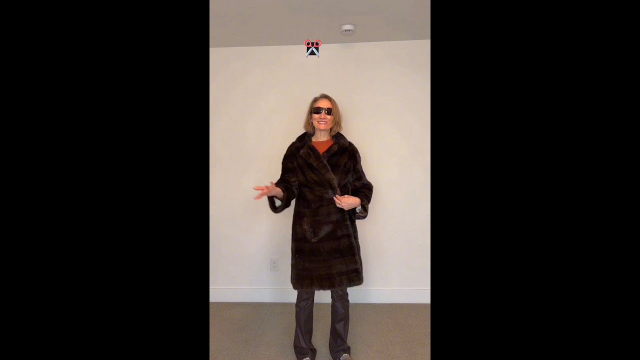 HOW I UPCYCLED AND IMPROVED THE FIT ON 50 YEARS OLD VINTAGE FUR COAT