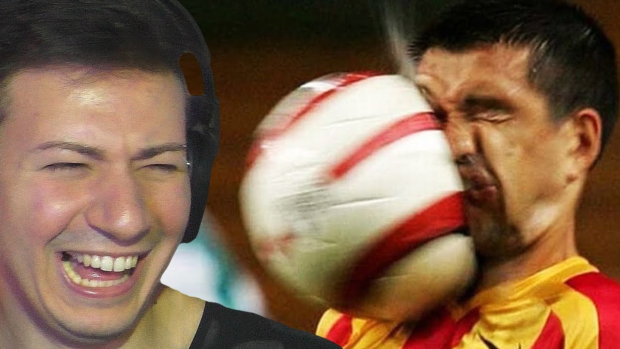 PROVA A NON RIDERE CON IL CALCIO