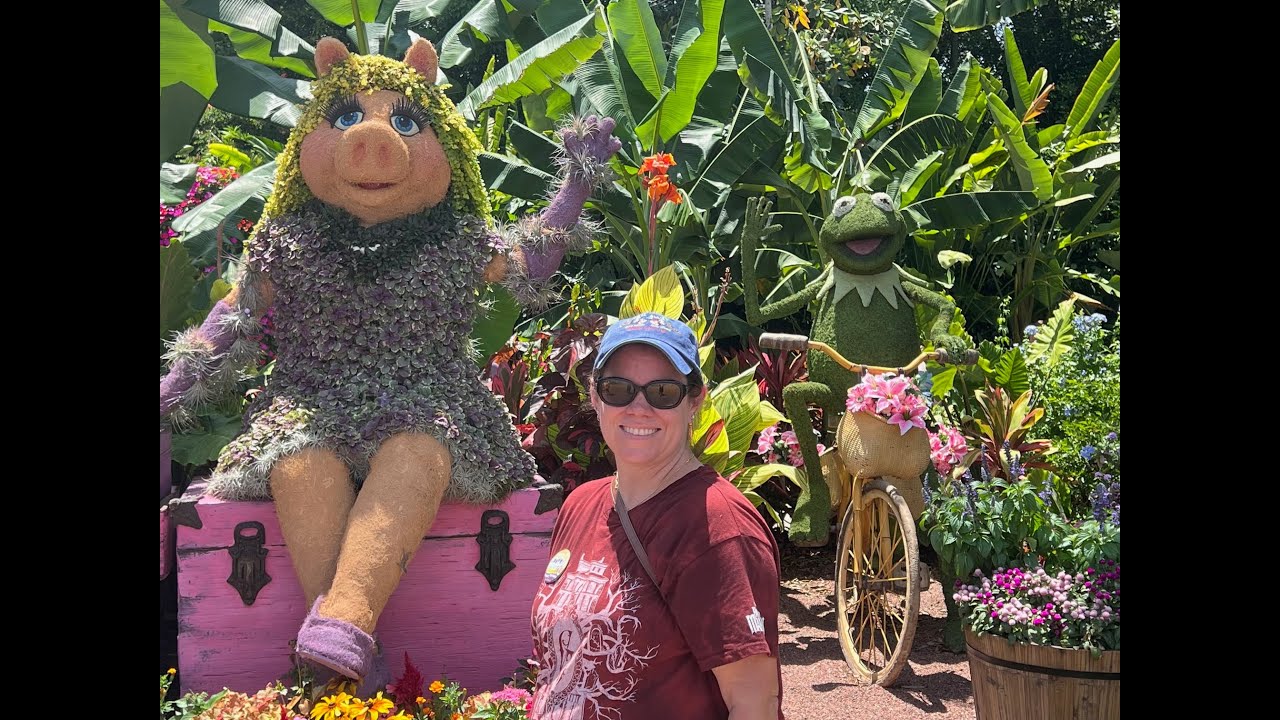 Discovering New Epcot Passholder Lounge Perks & Hollywood Studios at Disney World