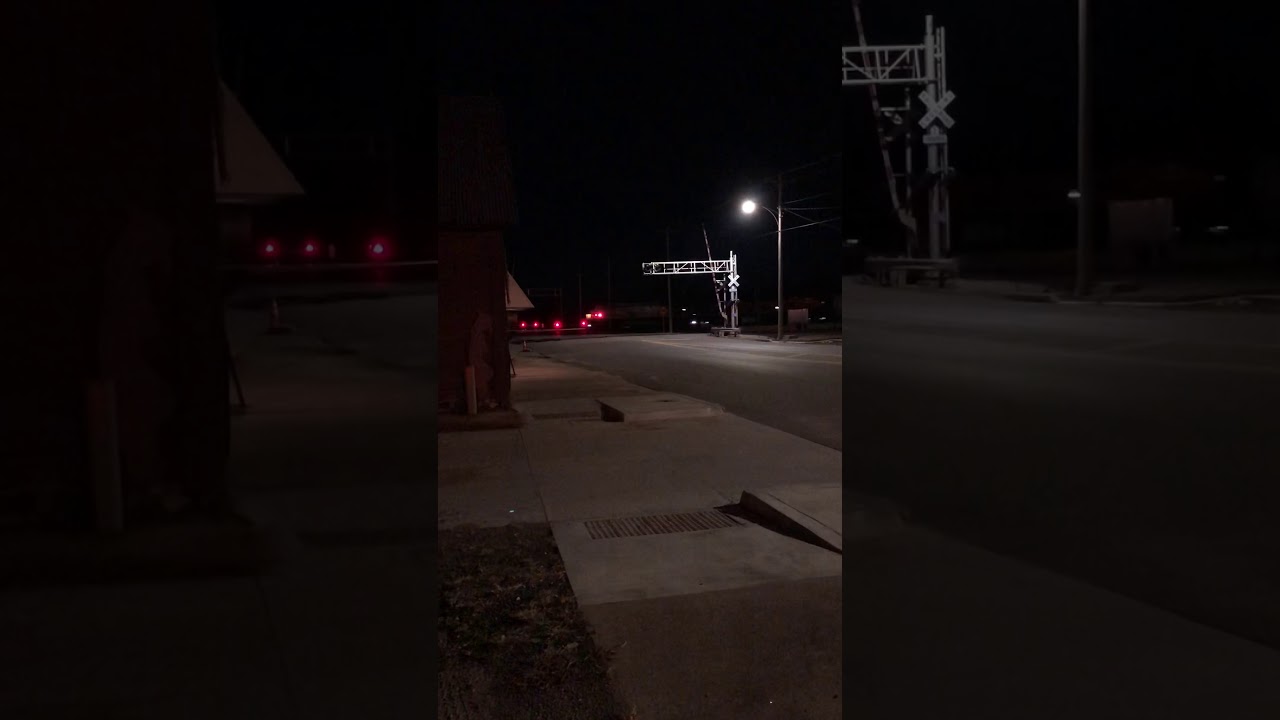 BNSF H-HOUTUL Through Perry, Oklahoma On Red Rock Subdivision