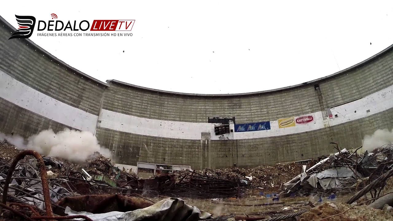Impactantes Imágenes - Implosión del Cilindro - ANTEL ARENA