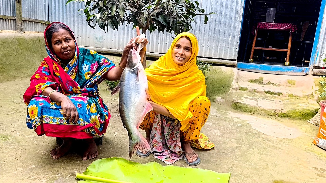 ৯ম রোজায় এতবড় পাঙ্গাস মাছ কেটে রান্না হইলো সাথে দেশী কুমড়া শাক ভাজি ও সেহেরি । Fish Curry Recipe
