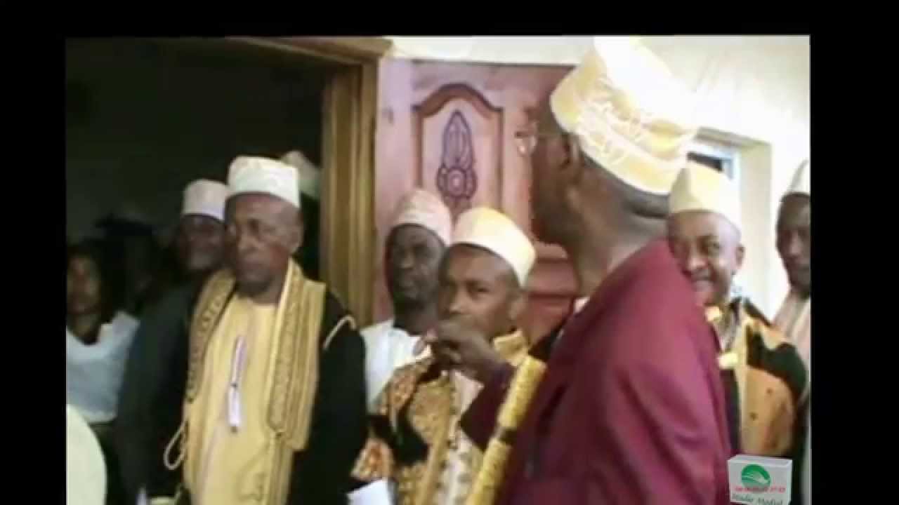 Paroles de Mbaé Trabwé et Youssouf Didjoni