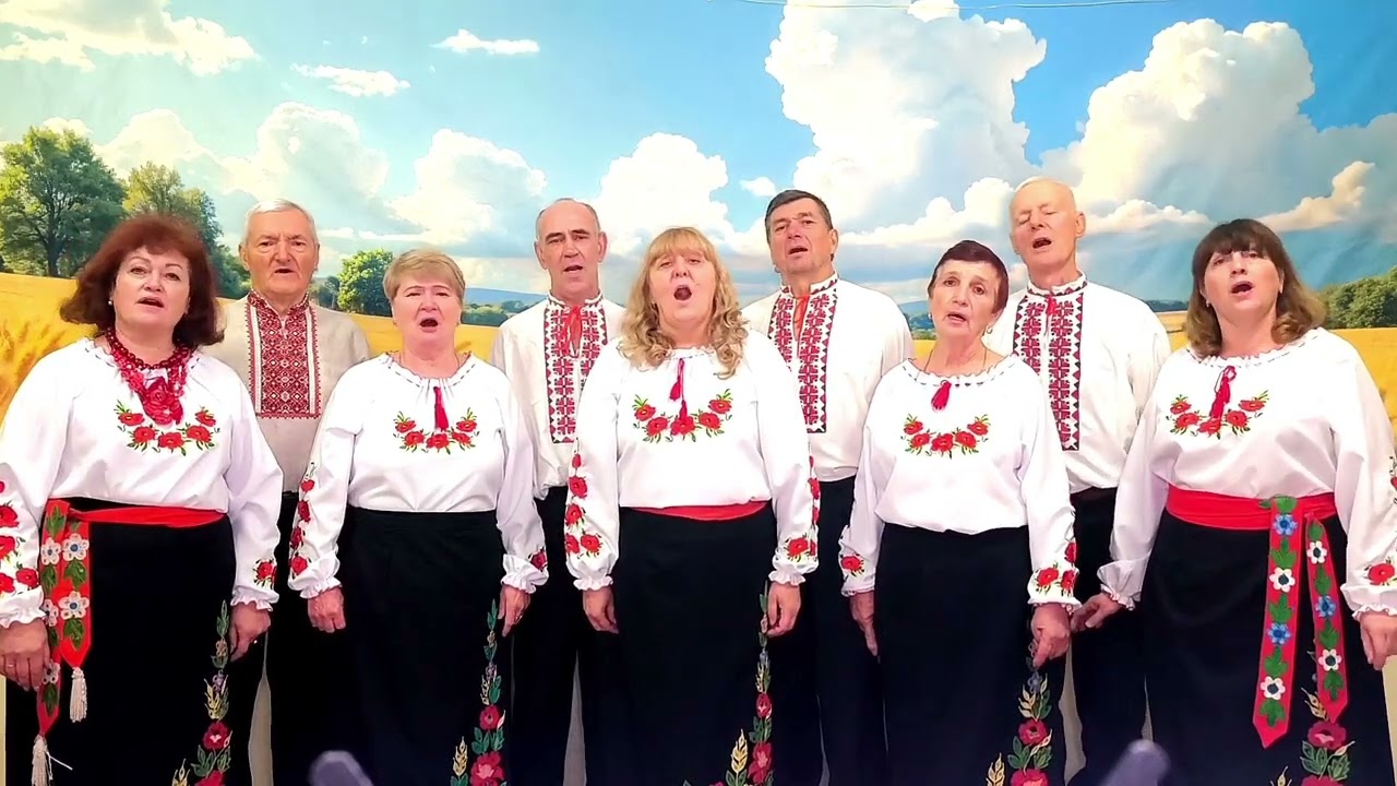 Пахне чорнобривцями материнська хата..