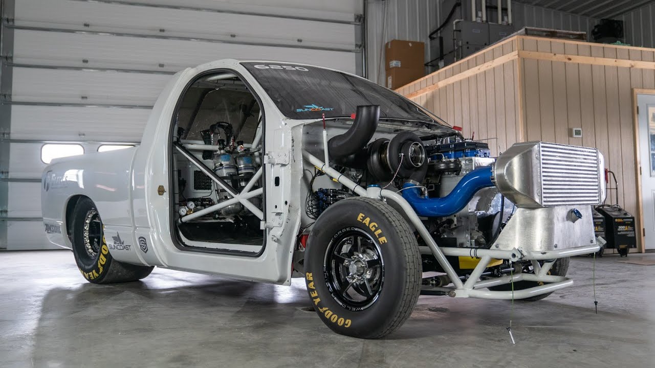 6.7L Cummins Race Truck Built From Scratch