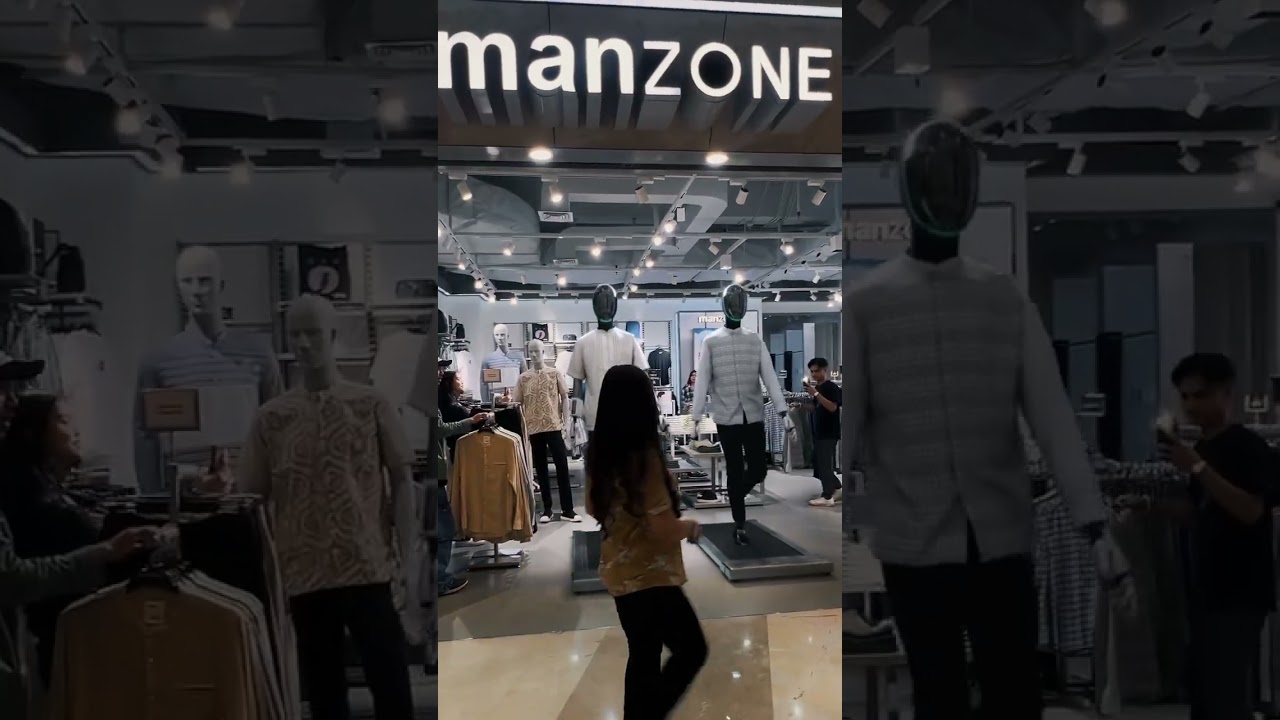 seriusan ni Manzone sampai mendatangkan robot buat model?#fashion #Manzone #shopee