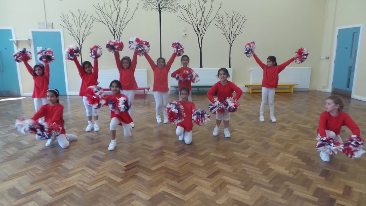 Diamond Wood Community Academy Diamond Dancers Vengaboys 'We like to Party' cheerleading