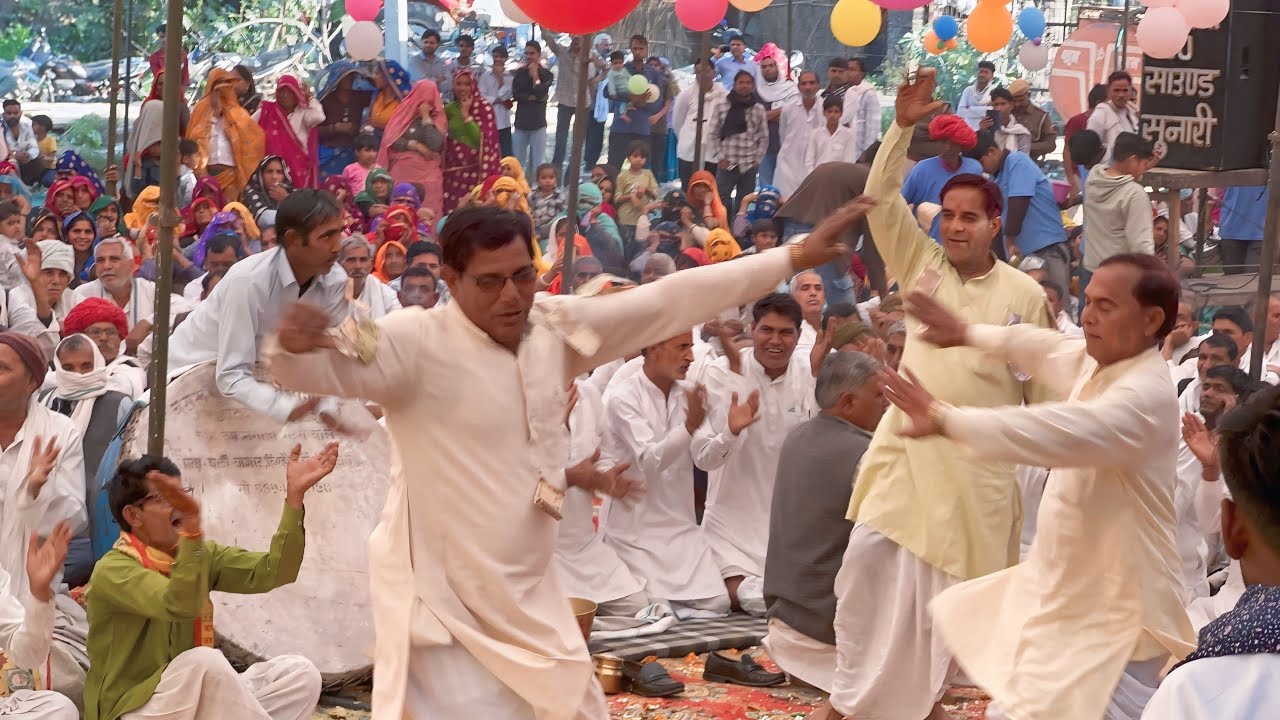 मुड़ मुड़ नालु बाठ￼मन्त्री भारों मोड़ो आयो रे ॥ आदिवासी संस्कृति कन्हैया पद दंगल ईटावा गांव का