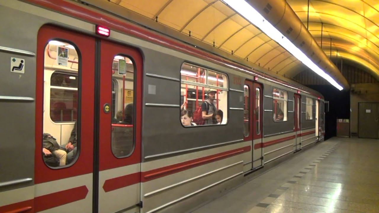 Metro Praha / Prague at station Jinonice Linka B HD