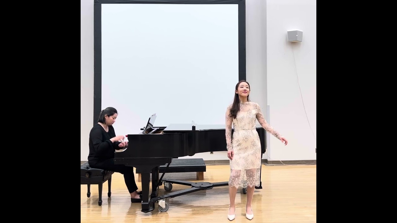 Ah! Douce enfant from Cendrillon by J. Massenet- Soprano Esther Jung 