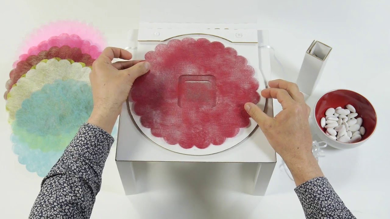 machine à tulle, machine pour remplir les pochons de dragées facilement et