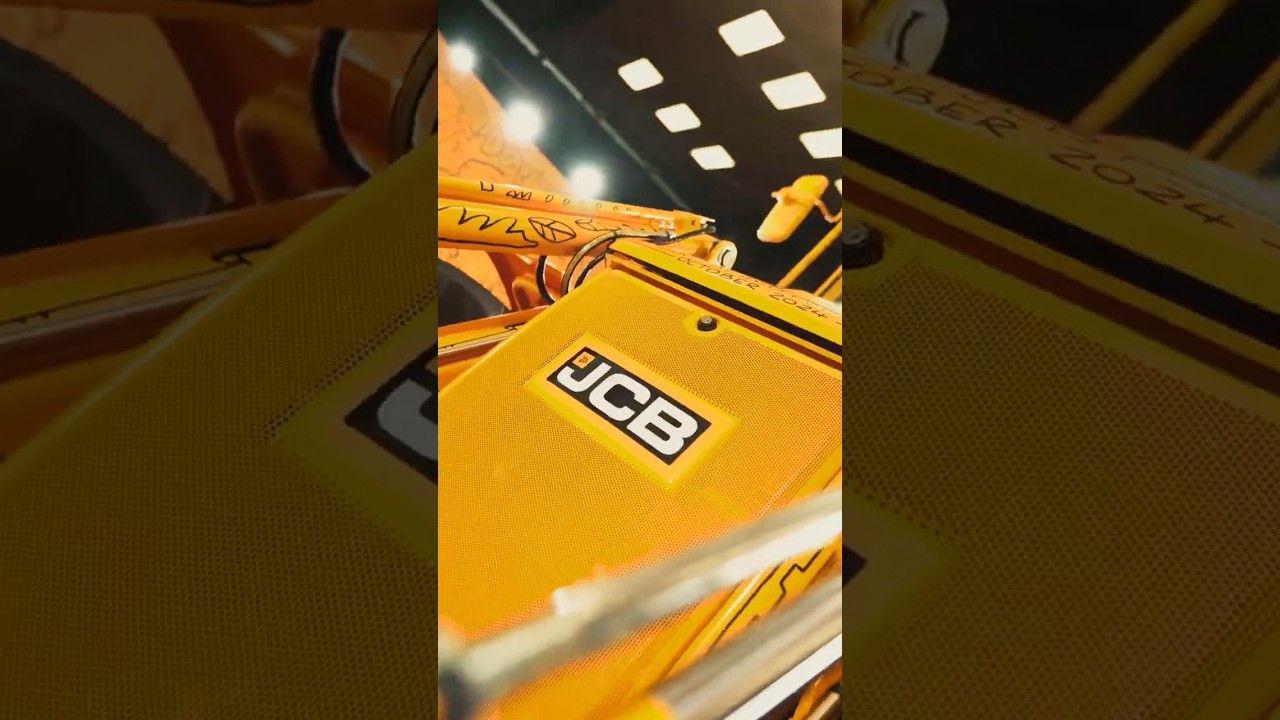 JCB&rsquo;s 1 Millionth Backhoe Loader