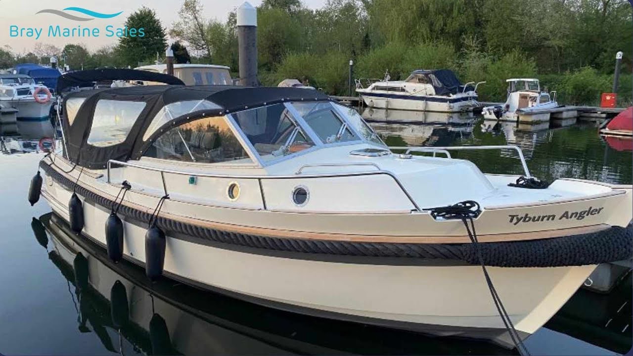 2015 Interboat / Intercruiser 27 Cabin - SOLD