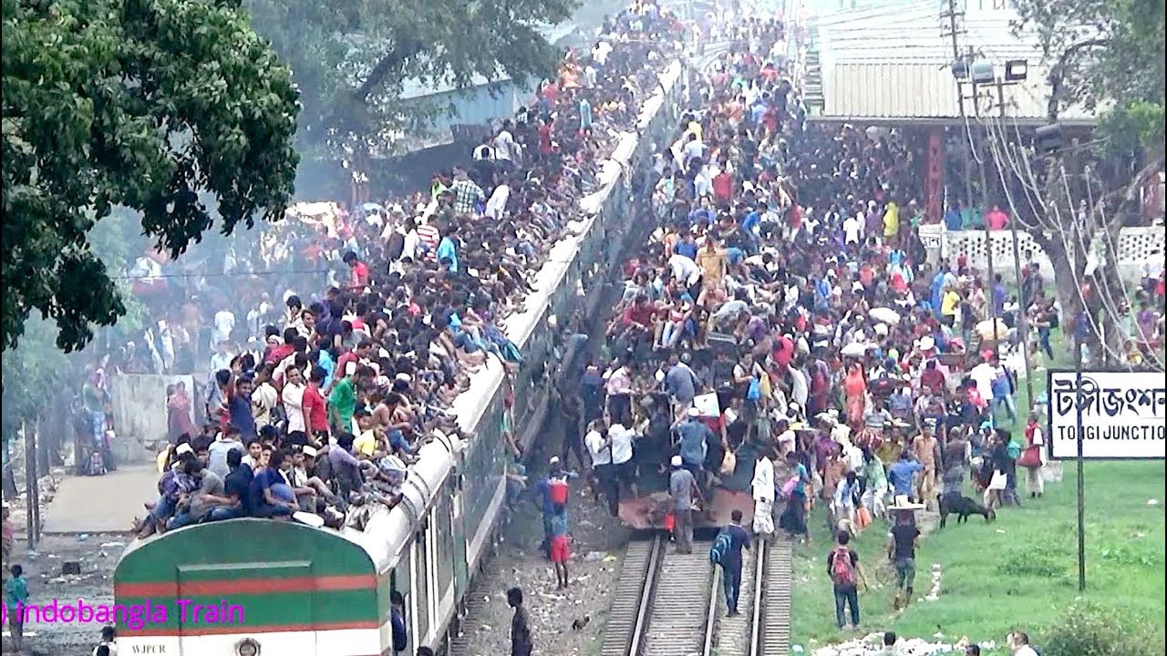 Most Dangerous Train Journey of Bangladeshi People before Eid day/Sirajgang vs Kishorganj Express