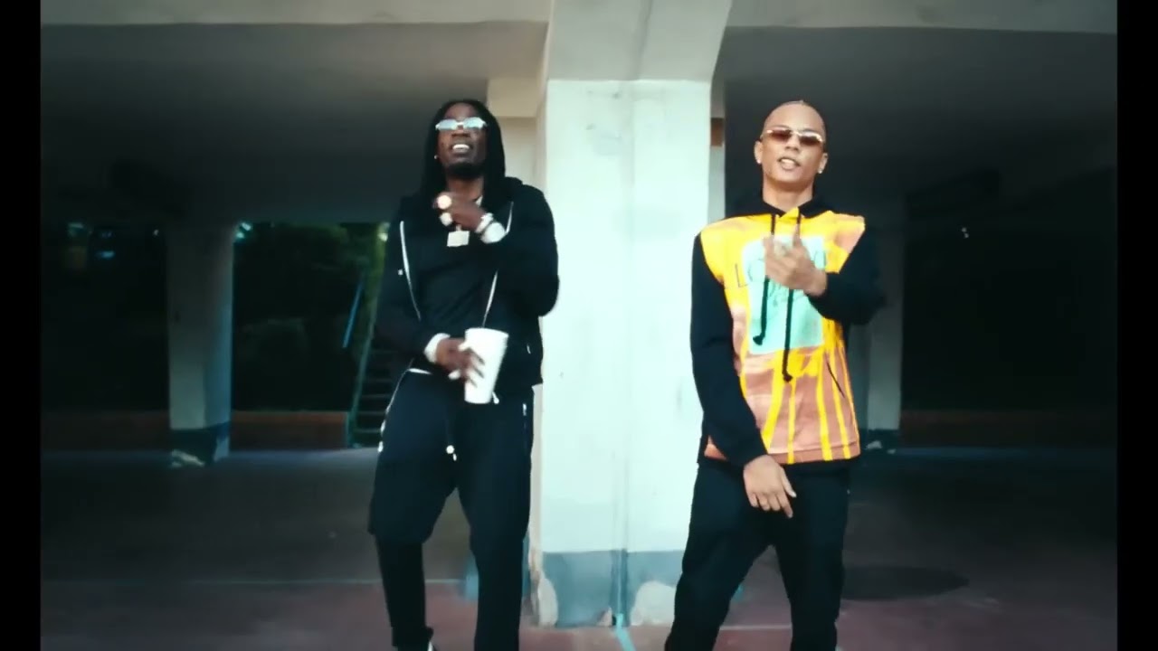 Fav&eacute; - FLASHBACK Remix ft. Gazo (Clip Officiel)