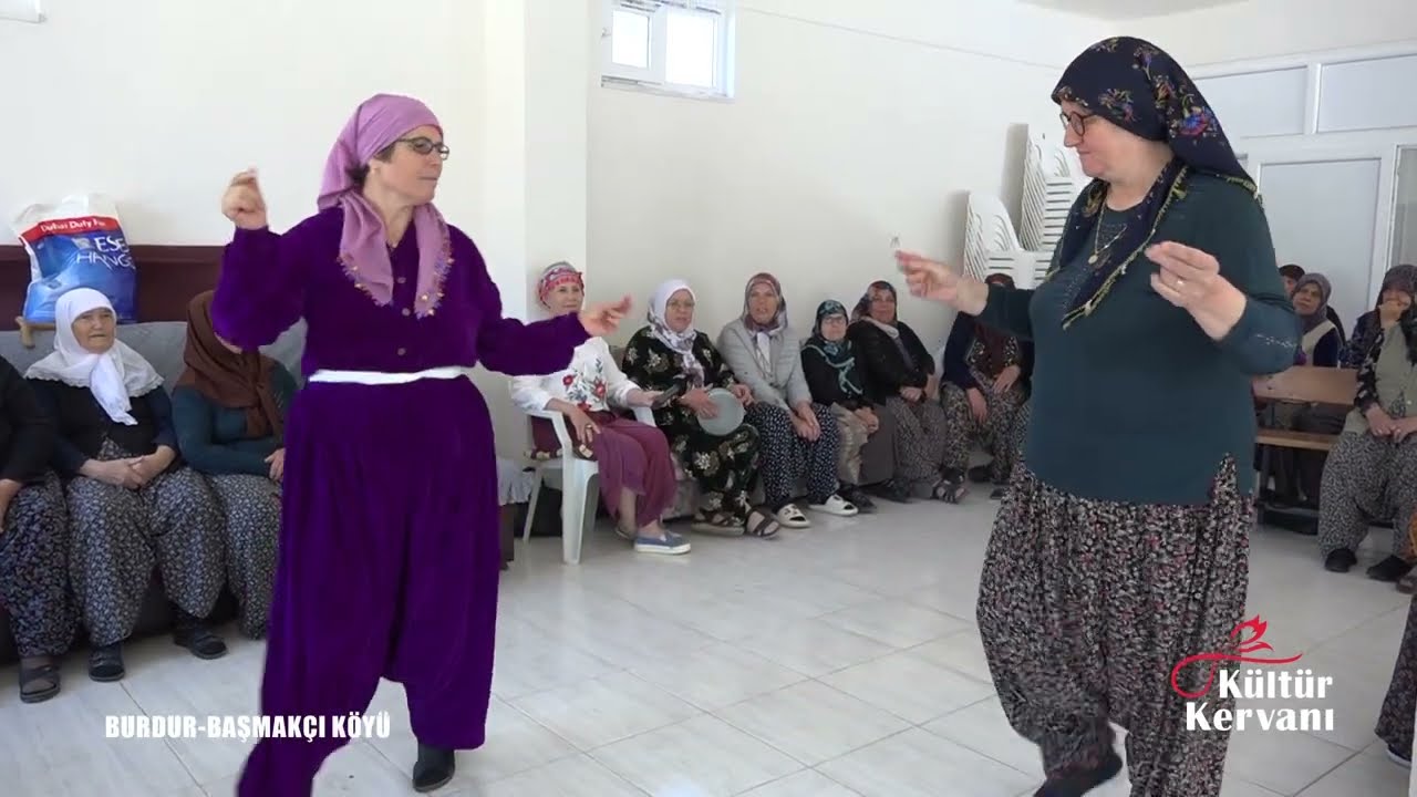 Muhacir Kadınların Yöresel Oyunları Bahçalarda Börülçe