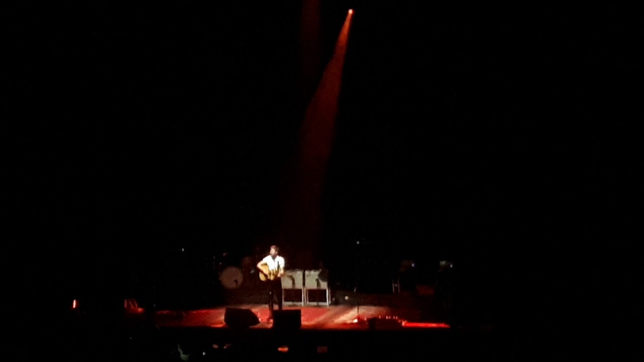 Niall Horan Performs Fools Gold Live @ Margaret Court Arena June 7 2018