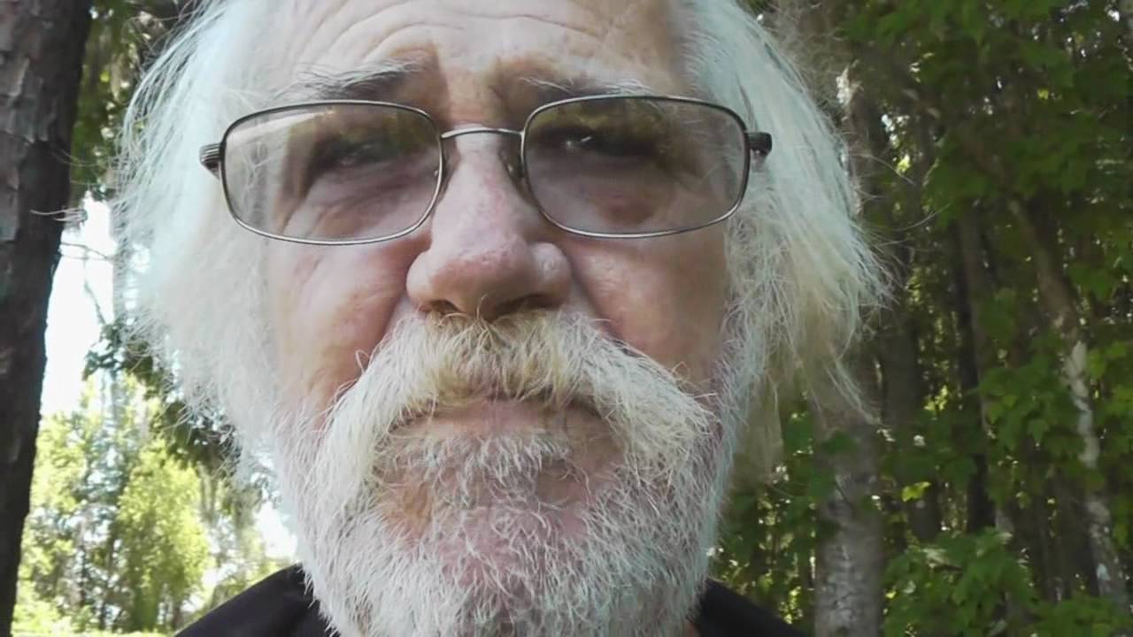 Angry Grandpa Visits Caylee Anthony's Final Resting Place
