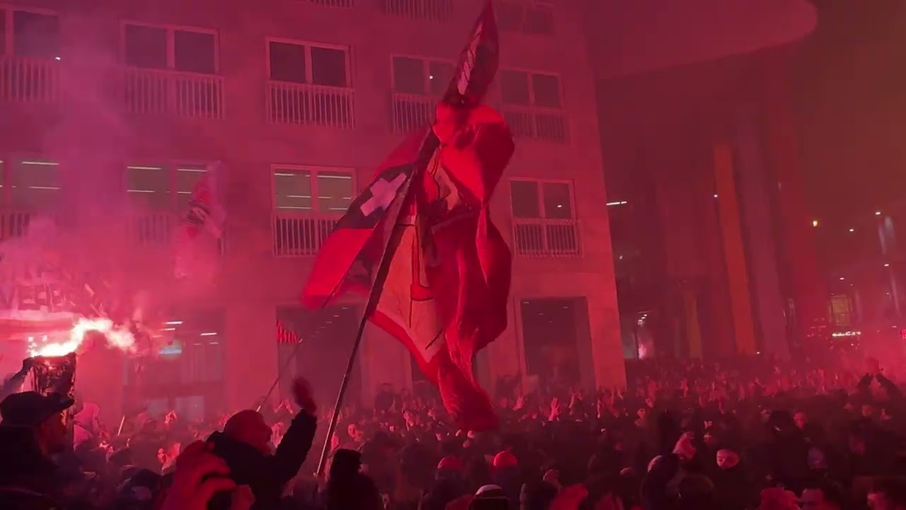 AJAX ULTRAS XXV PARTY (ENTRADA) : MOZES