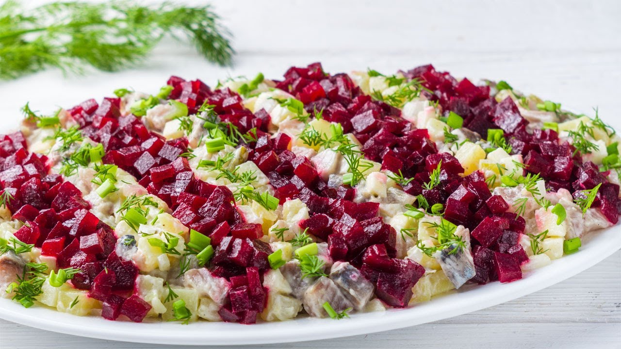 Изумительный салат с селедкой. Вкусный и красивый салат к празднику!
