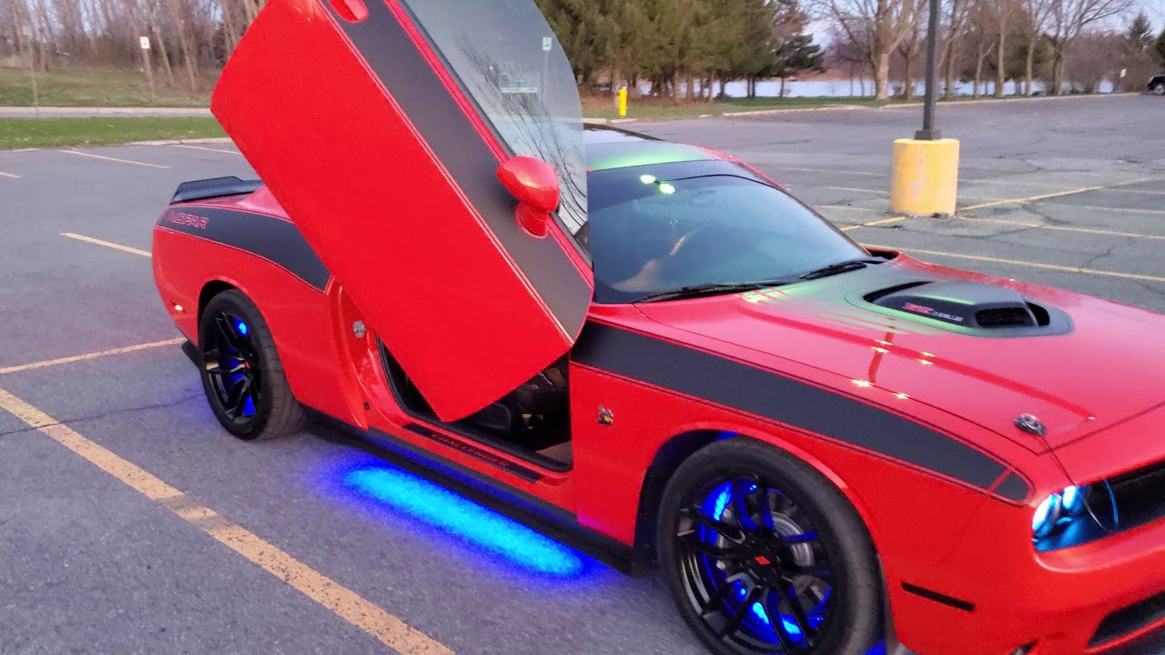 Totally Lit🔥 Vertical door Scatpack Shaker Challenger