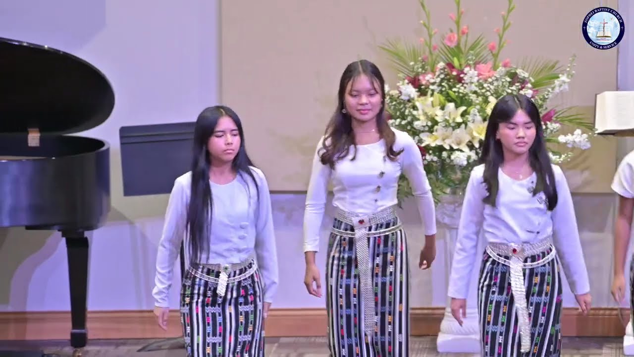 Action Song (လမ်းနှစ်သွယ်) || Tang 10A