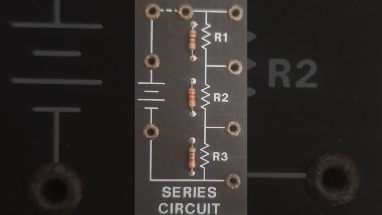 #11, Circuito serie de 4 resistencias (Bombillas), propiedades del circuito serie.