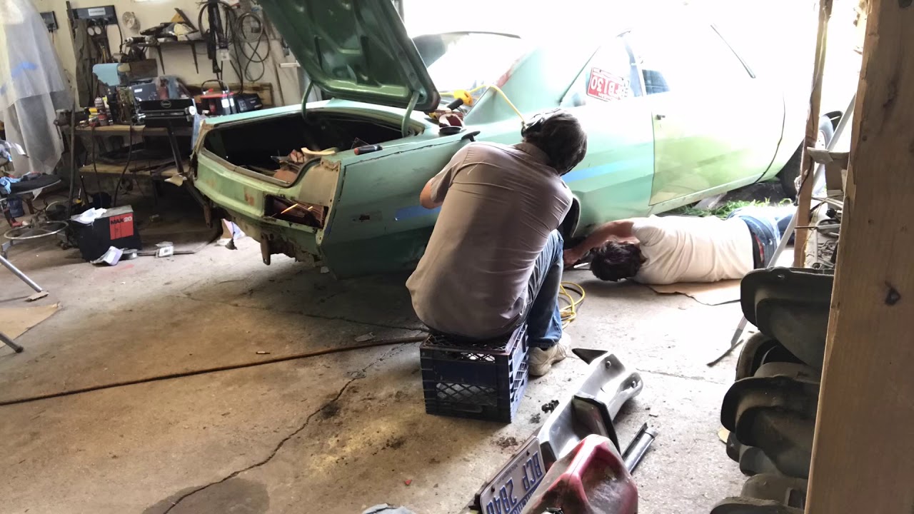 Episode 4 - 74 Dart Swinger- Quarter panel destroyed! Getting ready to install new quarter panels