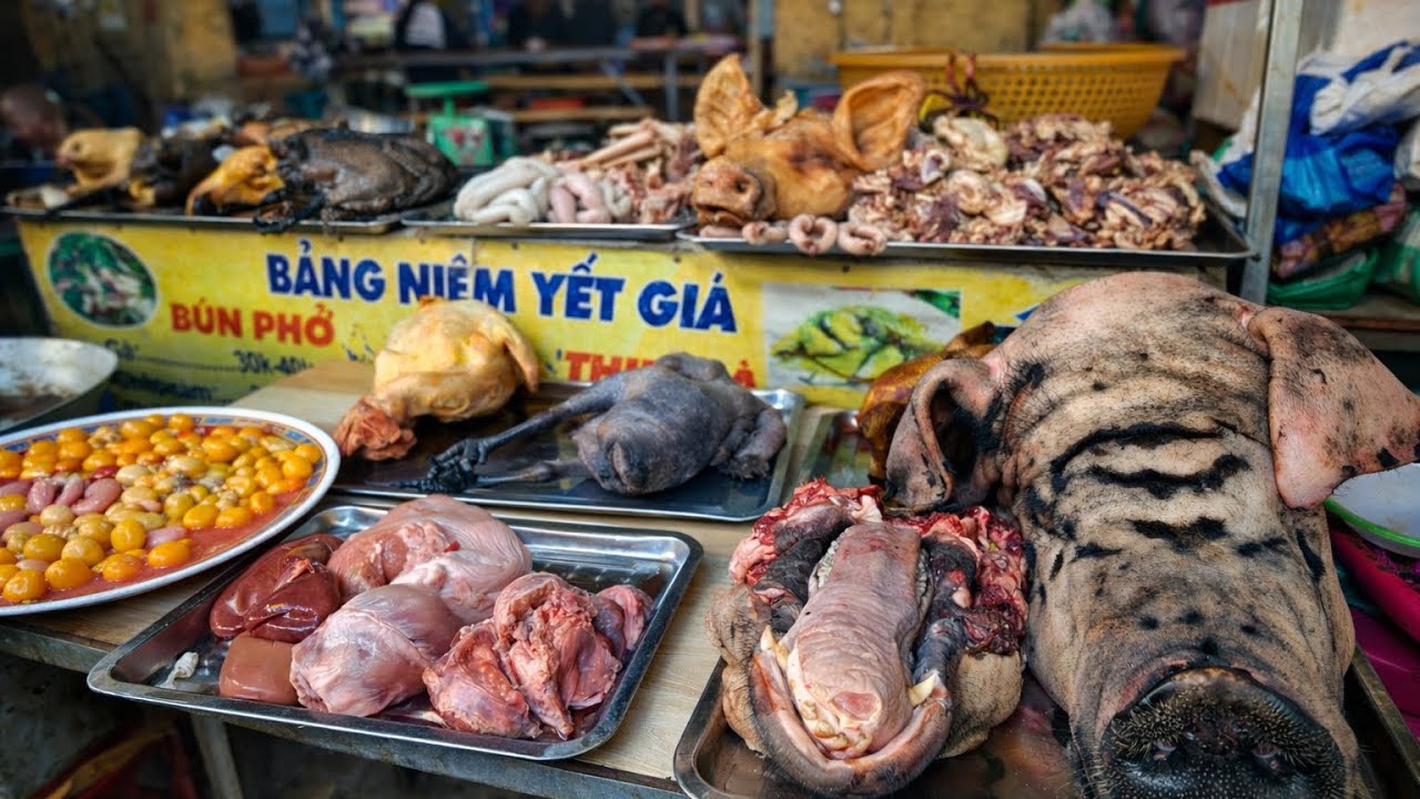 “Inside a Remote Mountain Market in Vietnam 🇻🇳 | Local Life You’ve Never Seen