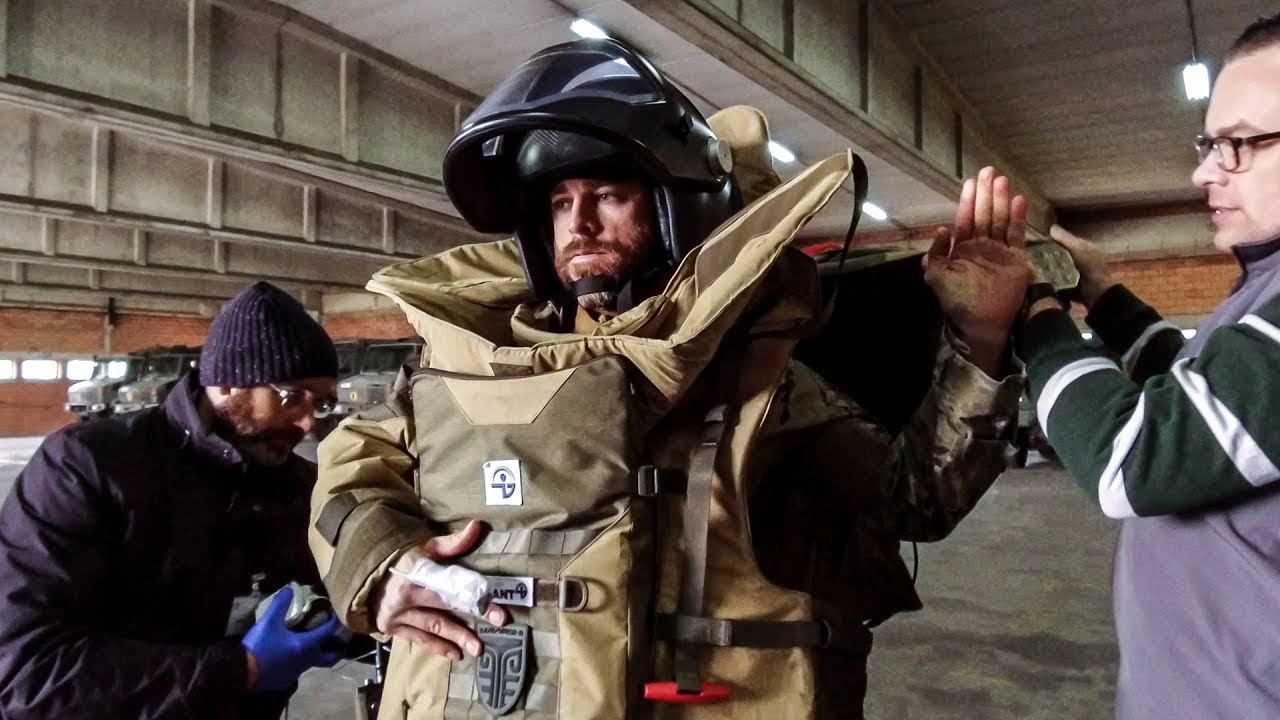Exoskeleton – making life easier for explosive disposal teams