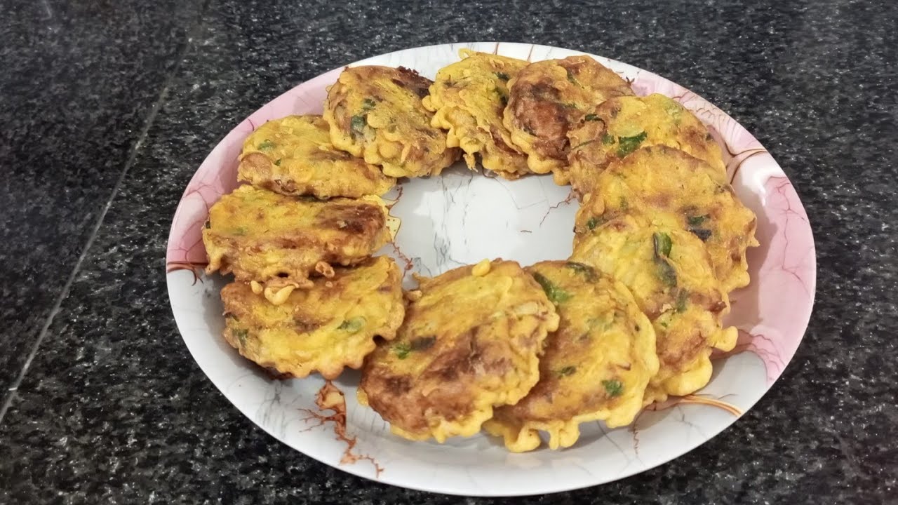 Crispy Aloo Chicken Tikkiyan | Easy & Tasty Recipe | Street Style