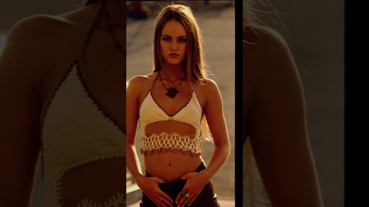 Vanessa Paradis vs Lily-Rose Depp #chanel #karllagerfeld #cocochanel #models #theidol #france