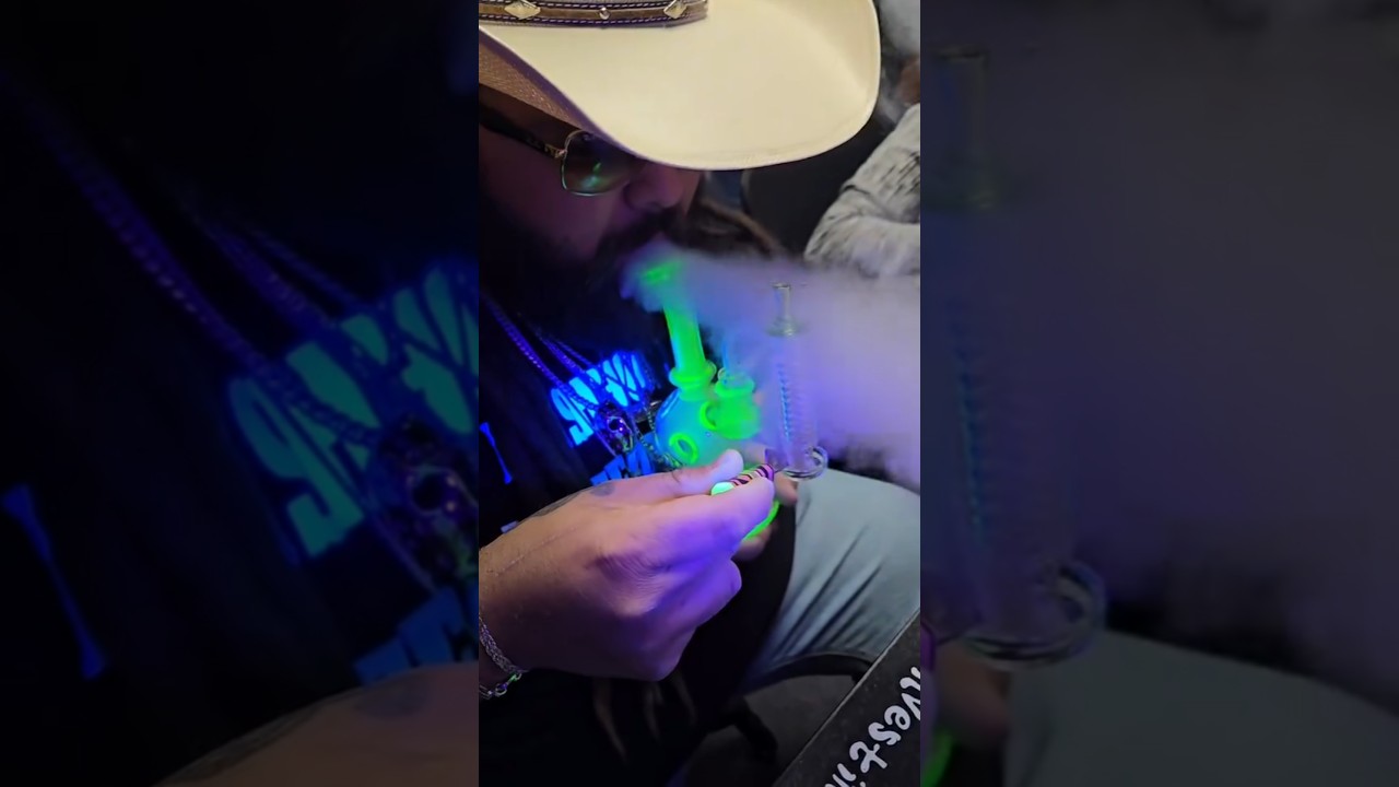 Lt Kali 😺💨 @chipglass @zachbrownglass @blaisglass @freshsqueezerosin @terp.sousvide @terp.slurp.pump
