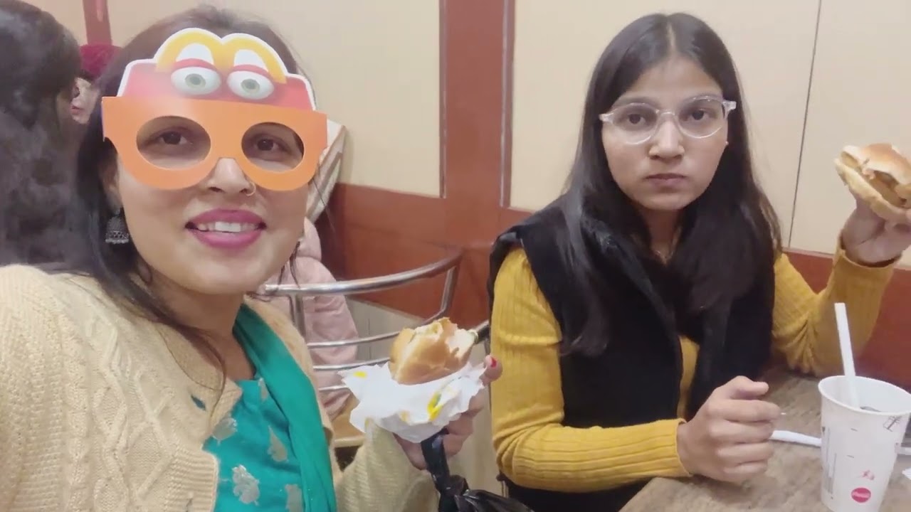 शादी के दिन आये नजदीक आज फिर से जाना पड़ा चांदनी चौक | Vlog by Reena 