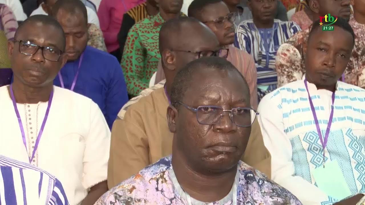 RTB - 15e Edition du FRSIT : le Président du Faso,  face aux chercheurs et innovateurs burkinabè