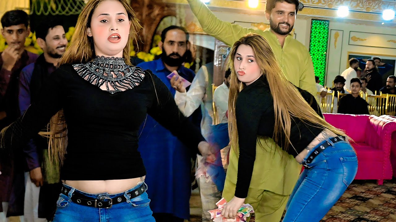 Dil Dena Ki Rut Ayi , Palak Naaz Dance Performance 2025 , Rehman Studio