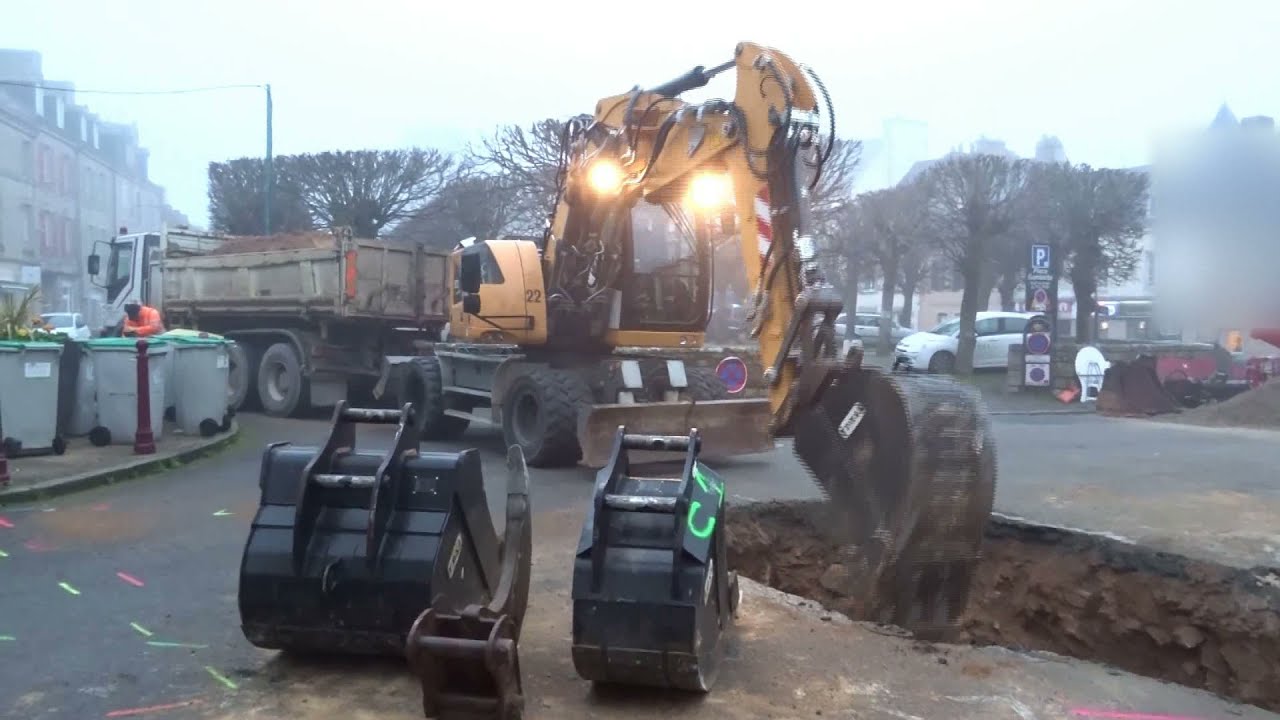 pelle liebherr compact 14t.
