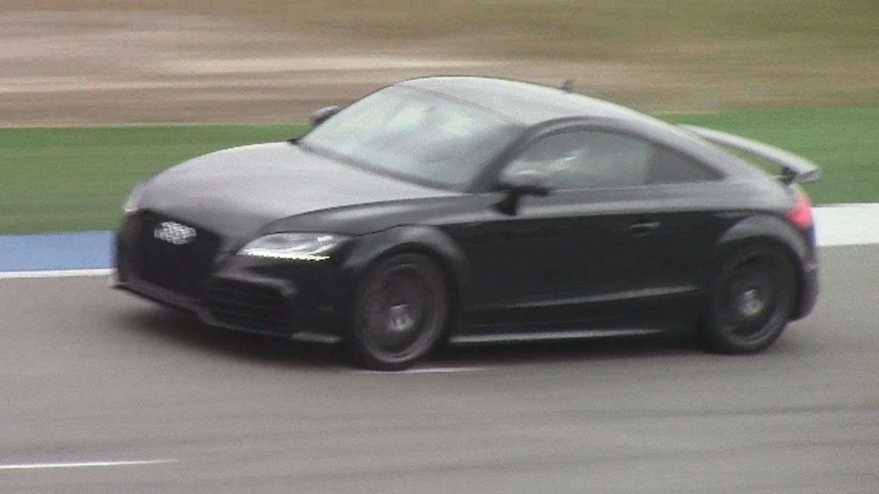 600HP Audi TT-RS on Track! Nice Straight-5 Sound!