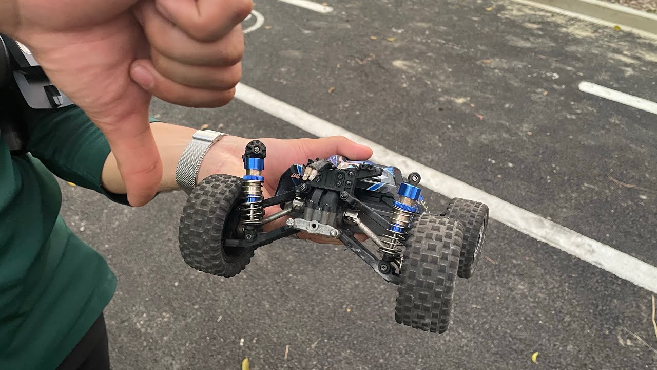 Mjx HyperGo 16207 Extreme Bashing!! #mjxrc #hypergo #bashing